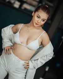 Video Iclik Dera Anjela – Jilbab Hyper Pengen