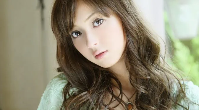 kocok memek adik saat lagi teleponan Bali  =  trending topik ~2026)