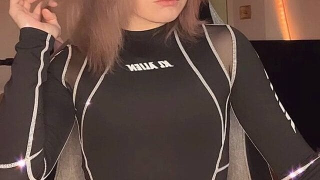 Secret: bokep barat pembantu  —  lagi rame {Jakarta>