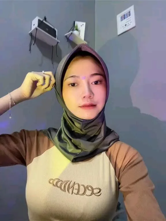 minta jatah sepong di gudang sekolah Lampung  <->  full version |2026}